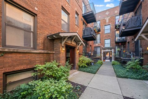 Tiny photo for 1647 W ADDISON Street #1B, Chicago, IL 60613 (MLS # 12509183)