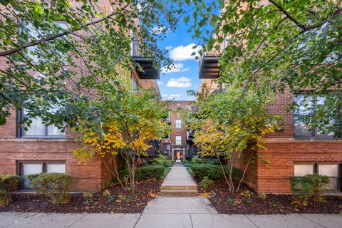 1647 W ADDISON Street 1B Chicago IL 60613