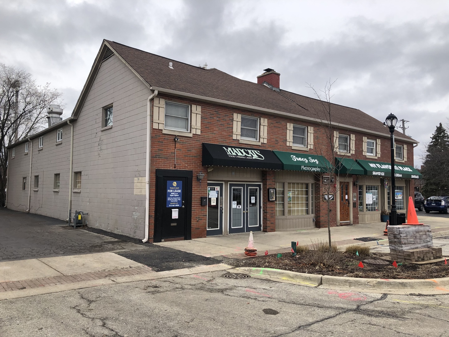 117 W Slade Street