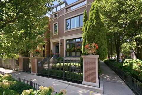Photo of 2658 N Mildred Avenue, Chicago, IL 60614 (MLS # 12603095)