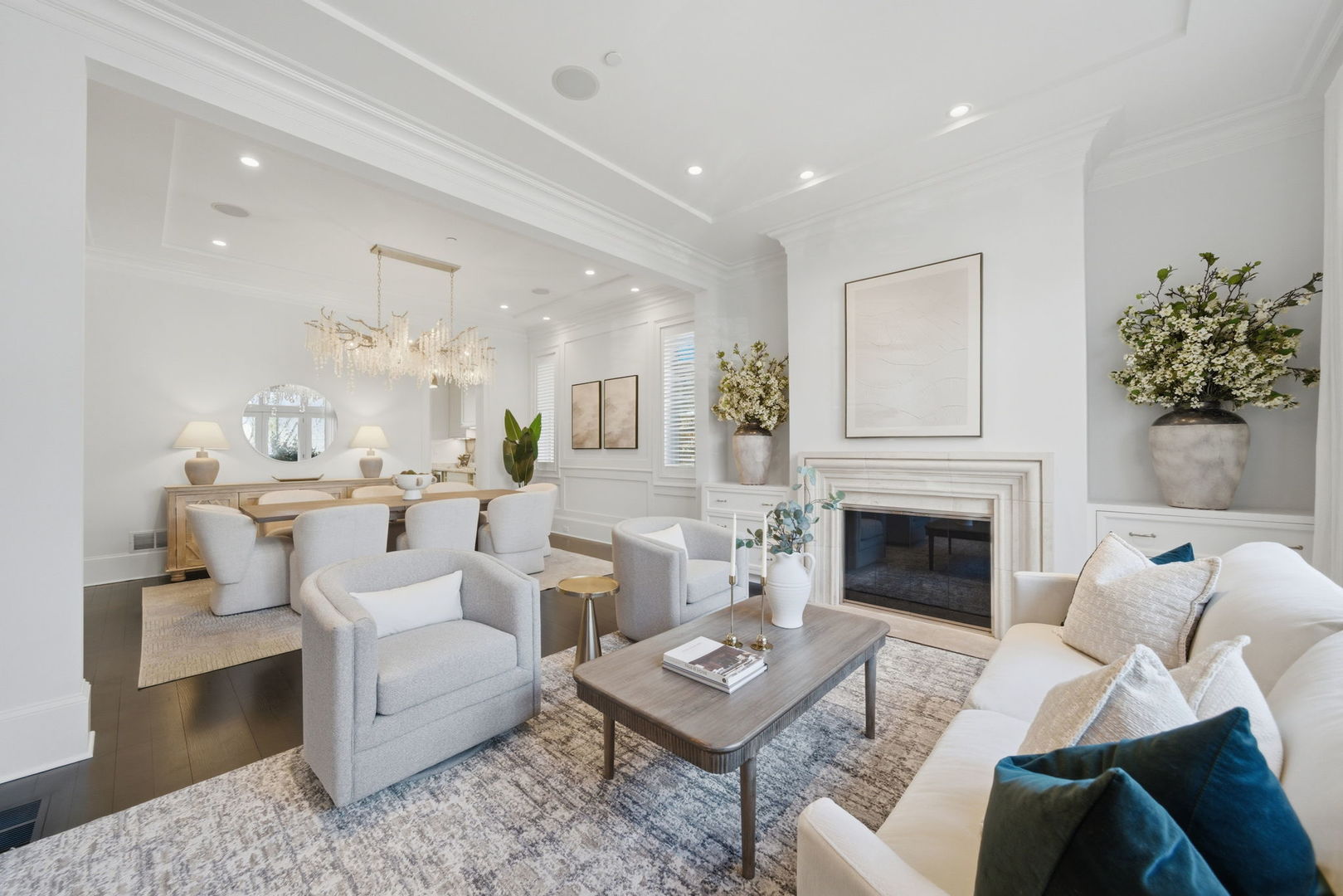 2658 N Mildred Avenue