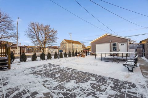Tiny photo for 4901 S Lorel Avenue, Chicago, IL 60638 (MLS # 12552755)