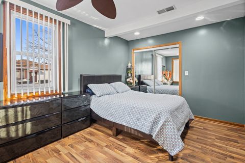 Tiny photo for 4901 S Lorel Avenue, Chicago, IL 60638 (MLS # 12552755)