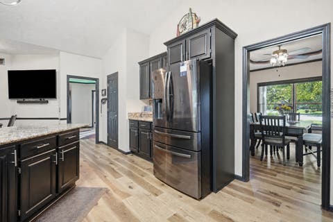 Tiny photo for 6116 Lakeshore Circle, Davenport, IA 52807 (MLS # 12734544)