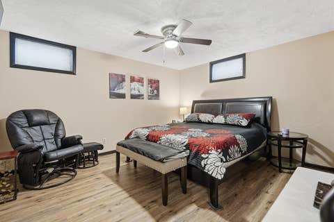 Tiny photo for 6116 Lakeshore Circle, Davenport, IA 52807 (MLS # 12734544)