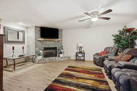 Tiny photo for 6116 Lakeshore Circle, Davenport, IA 52807 (MLS # 12734544)