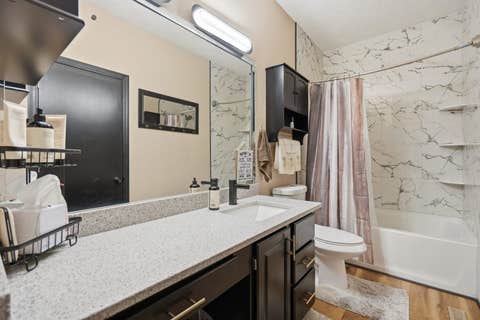 Tiny photo for 6116 Lakeshore Circle, Davenport, IA 52807 (MLS # 12734544)