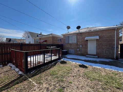 Tiny photo for 3515 Madison Street, Bellwood, IL 60104 (MLS # 12592005)