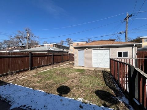 Tiny photo for 3515 Madison Street, Bellwood, IL 60104 (MLS # 12592005)