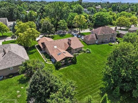 Tiny photo for 254 Wood Glen Lane, Oak Brook, IL 60523 (MLS # 12758543)