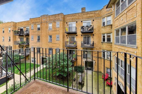Tiny photo for 1639 W Farwell Avenue #2, Chicago, IL 60626 (MLS # 12761858)