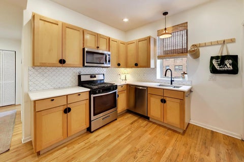 Tiny photo for 1639 W Farwell Avenue #2, Chicago, IL 60626 (MLS # 12761858)