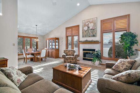 Tiny photo for 18227 Hummingbird Drive, Tinley Park, IL 60487 (MLS # 12531493)