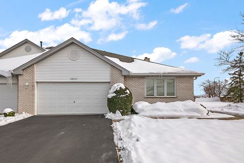 Photo of 18227 Hummingbird Drive, Tinley Park, IL 60487 (MLS # 12531493)