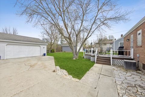 Tiny photo for 626 Sherman Street, Downers Grove, IL 60515 (MLS # 12612426)