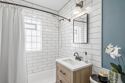 Tiny photo for 626 Sherman Street, Downers Grove, IL 60515 (MLS # 12612426)