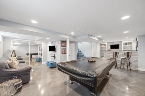 Tiny photo for 626 Sherman Street, Downers Grove, IL 60515 (MLS # 12612426)