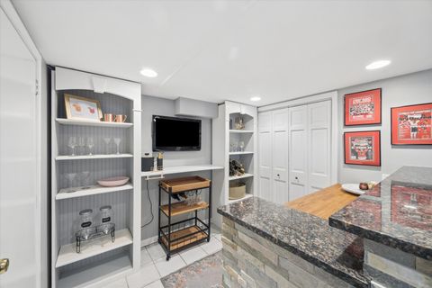 Tiny photo for 626 Sherman Street, Downers Grove, IL 60515 (MLS # 12612426)