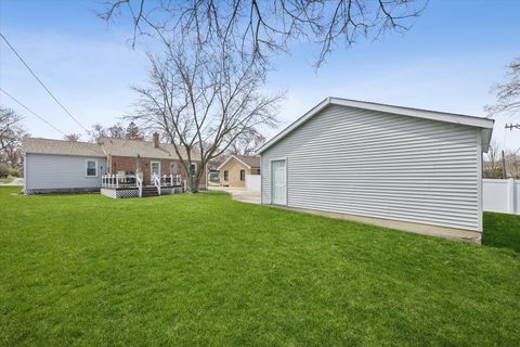 Tiny photo for 626 Sherman Street, Downers Grove, IL 60515 (MLS # 12612426)