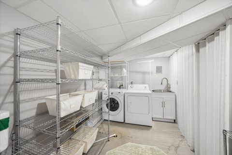 Tiny photo for 626 Sherman Street, Downers Grove, IL 60515 (MLS # 12612426)