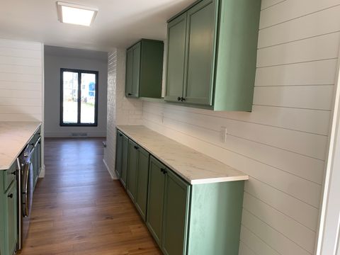 Tiny photo for 409 Jackson Avenue, St. Charles, IL 60174 (MLS # 12594689)