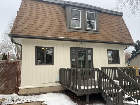 Tiny photo for 409 Jackson Avenue, St. Charles, IL 60174 (MLS # 12594689)