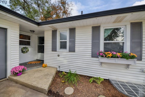 Tiny photo for 503 Wakeman Avenue, Wheaton, IL 60187 (MLS # 12778294)