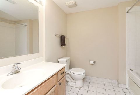 Tiny photo for 2240 S Grace Street #212, Lombard, IL 60148 (MLS # 12458766)