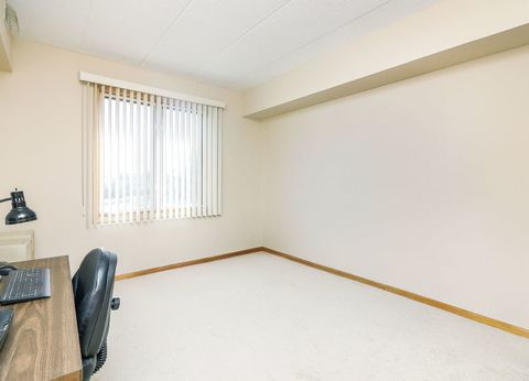 Tiny photo for 2240 S Grace Street #212, Lombard, IL 60148 (MLS # 12458766)