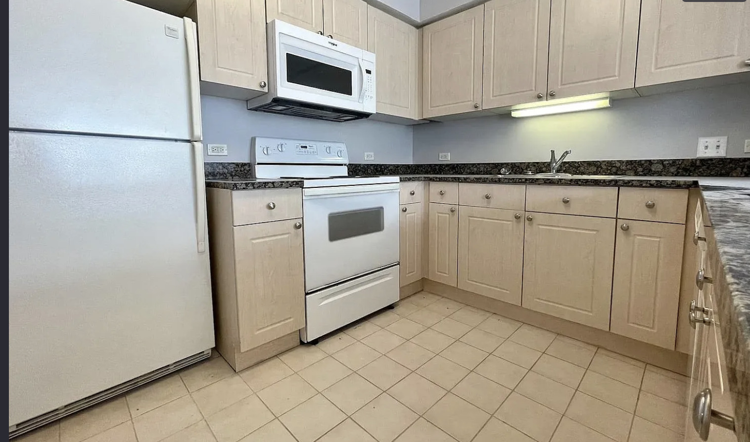 512 N McClurg Court 2009