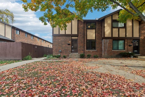 Photo of 1S309 Windsor Lane, Villa Park, IL 60181 (MLS # 12776321)
