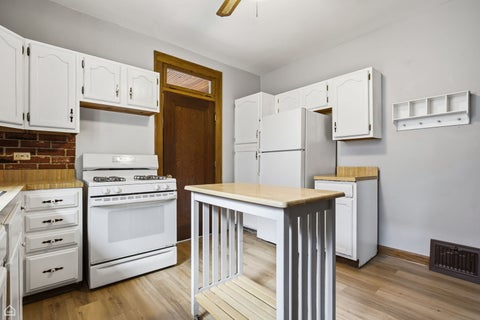 Tiny photo for 2257 Orchard Street, Blue Island, IL 60406 (MLS # 12753613)