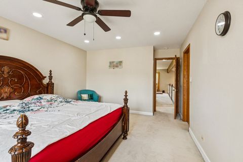 Tiny photo for 1766 Pebble Beach Drive, Hoffman Estates, IL 60169 (MLS # 12621626)