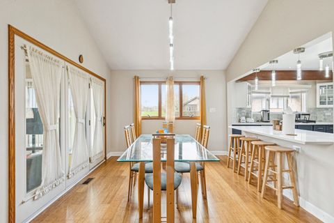 Tiny photo for 1766 Pebble Beach Drive, Hoffman Estates, IL 60169 (MLS # 12621626)