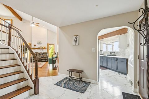 Tiny photo for 1766 Pebble Beach Drive, Hoffman Estates, IL 60169 (MLS # 12621626)