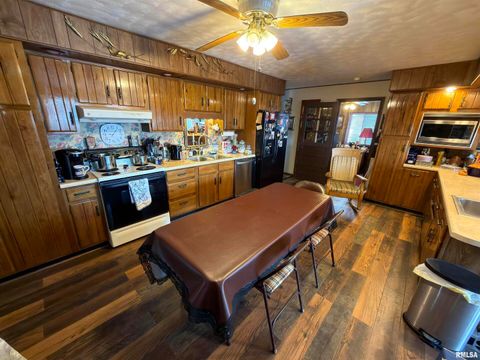 Tiny photo for 15981 HILLCREST Drive, Effingham, IL 62401 (MLS # EB460787)