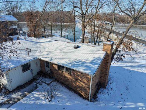 Tiny photo for 15981 HILLCREST Drive, Effingham, IL 62401 (MLS # EB460787)