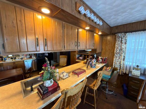 Tiny photo for 15981 HILLCREST Drive, Effingham, IL 62401 (MLS # EB460787)