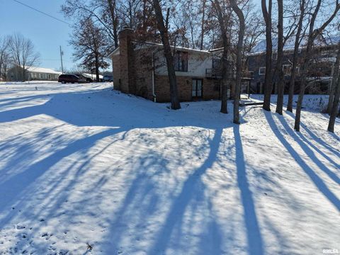 Tiny photo for 15981 HILLCREST Drive, Effingham, IL 62401 (MLS # EB460787)