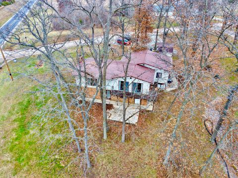 Tiny photo for 15981 HILLCREST Drive, Effingham, IL 62401 (MLS # EB460787)