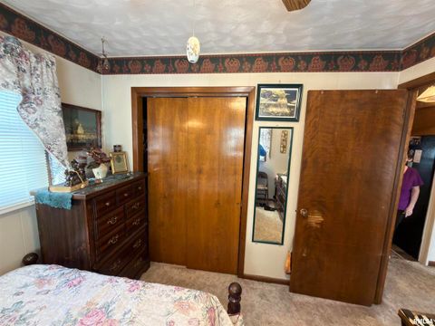 Tiny photo for 15981 HILLCREST Drive, Effingham, IL 62401 (MLS # EB460787)