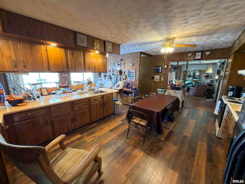 Tiny photo for 15981 HILLCREST Drive, Effingham, IL 62401 (MLS # EB460787)