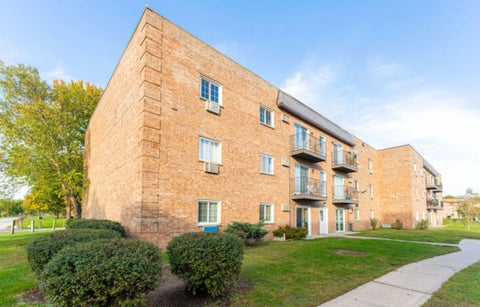 Tiny photo for Carol Stream, IL 60188 (MLS # 12645612)