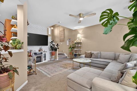 Tiny photo for 652 Hawley Drive, Oswego, IL 60543 (MLS # 12538930)