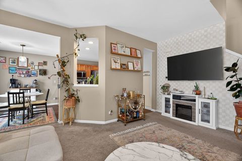 Tiny photo for 652 Hawley Drive, Oswego, IL 60543 (MLS # 12538930)