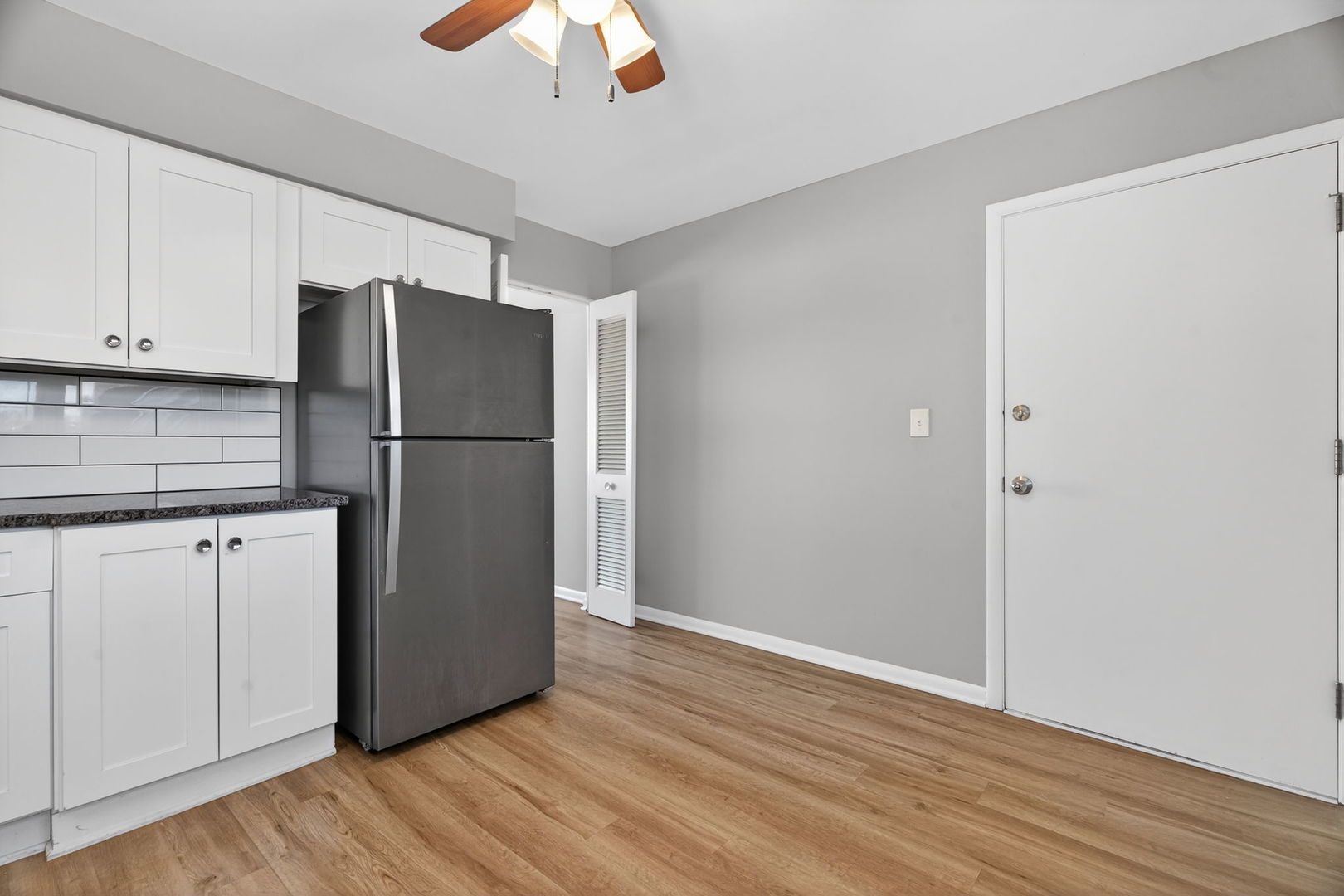 36 S Kensington Avenue 06