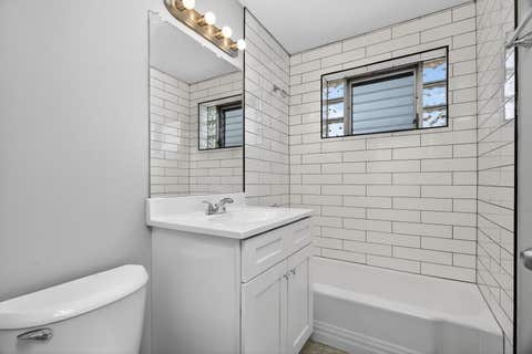 Tiny photo for 36 S Kensington Avenue #06, La Grange, IL 60525 (MLS # 12653610)