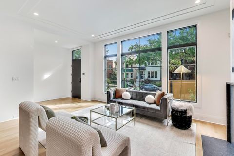 Tiny photo for 3846 N Bell Avenue, Chicago, IL 60618 (MLS # 12541388)