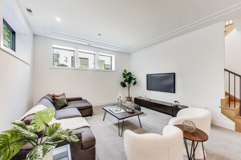 Tiny photo for 3846 N Bell Avenue, Chicago, IL 60618 (MLS # 12541388)