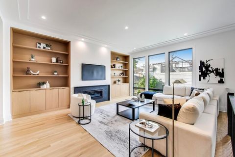 Tiny photo for 3846 N Bell Avenue, Chicago, IL 60618 (MLS # 12541388)